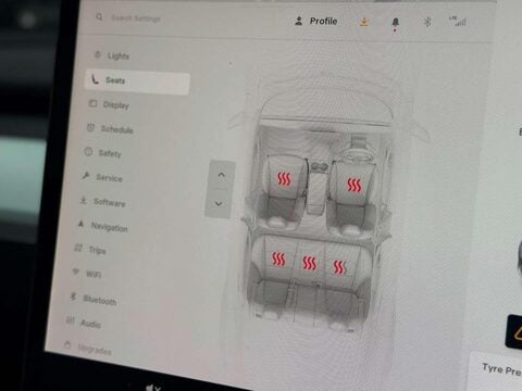 Tesla Model 3 (Dual Motor) Performance Saloon 4dr Electric Auto 4WDE (Performance Upgrade 27
