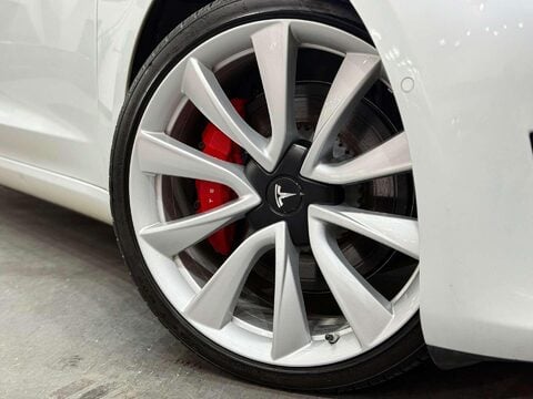 Tesla Model 3 (Dual Motor) Performance Saloon 4dr Electric Auto 4WDE (Performance Upgrade 17