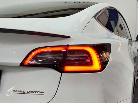 Tesla Model 3 (Dual Motor) Performance Saloon 4dr Electric Auto 4WDE (Performance Upgrade 41