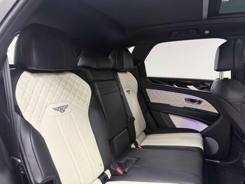 Bentley Bentayga 4.0 V8 Base SUV 5dr Petrol Auto 4WD Euro 6 (s/s) (550 ps) 48