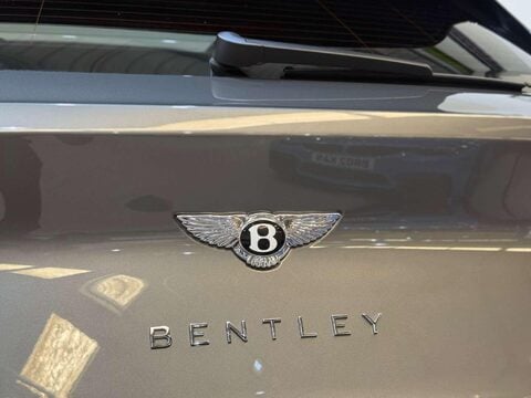 Bentley Bentayga 4.0 V8 Base SUV 5dr Petrol Auto 4WD Euro 6 (s/s) (550 ps) 68