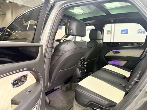 Bentley Bentayga 4.0 V8 Base SUV 5dr Petrol Auto 4WD Euro 6 (s/s) (550 ps) 47