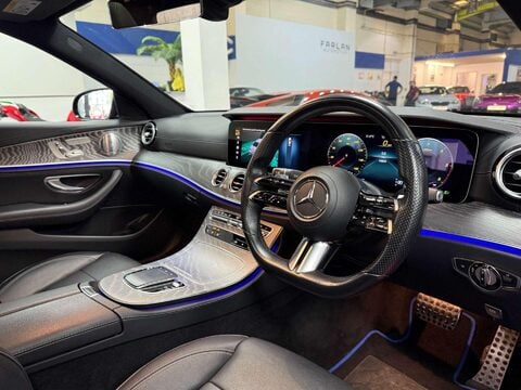 Mercedes-Benz E Class 2.0 E220d AMG Line Night Edition (Premium Plus) Saloon 4dr Diesel G-Tronic+ 32