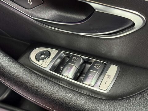 Mercedes-Benz E Class 2.0 E220d AMG Line Night Edition (Premium Plus) Saloon 4dr Diesel G-Tronic+ 60