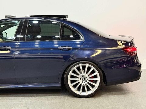 Mercedes-Benz E Class 2.0 E220d AMG Line Night Edition (Premium Plus) Saloon 4dr Diesel G-Tronic+ 20