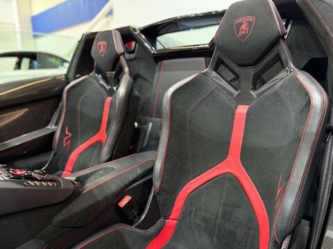 Lamborghini Aventador 6.5 V12 LP 750-4 Superveloce Roadster 2dr Petrol ISR 4WD Euro 6 (750 bhp) 42