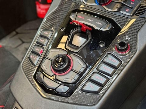 Lamborghini Aventador 6.5 V12 LP 750-4 Superveloce Roadster 2dr Petrol ISR 4WD Euro 6 (750 bhp) 72