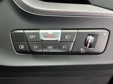 BMW 2 Series 2.0 M235i Saloon 4dr Petrol Auto xDrive Euro 6 (s/s) (306 ps) 64