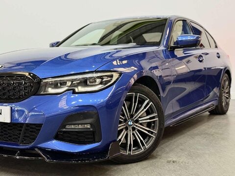 BMW 3 Series 2.0 330e 12kWh M Sport Saloon 4dr Petrol Plug-in Hybrid Auto Euro 6 (s/s) ( 17