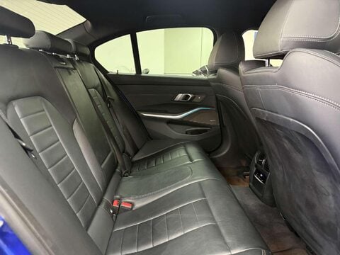 BMW 3 Series 2.0 330e 12kWh M Sport Saloon 4dr Petrol Plug-in Hybrid Auto Euro 6 (s/s) ( 44