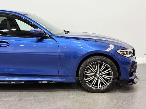 BMW 3 Series 2.0 330e 12kWh M Sport Saloon 4dr Petrol Plug-in Hybrid Auto Euro 6 (s/s) ( 22