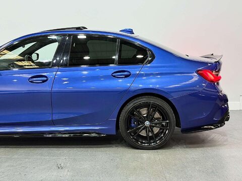 BMW 3 Series 2.0 330e 12kWh M Sport Saloon 4dr Petrol Plug-in Hybrid Auto Euro 6 (s/s) ( 19
