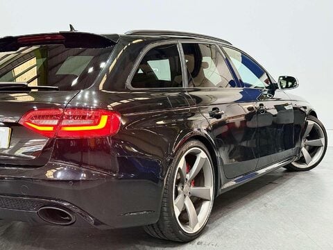 Audi RS4 4.2 FSI V8 Estate 5dr Petrol S Tronic quattro Euro 5 (450 ps) 29