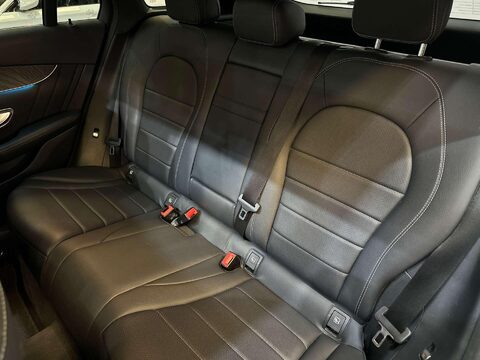 Mercedes-Benz GLC 2.0 GLC250 AMG Line (Premium Plus) SUV 5dr Petrol G-Tronic 4MATIC Euro 6 (s 38