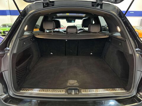 Mercedes-Benz GLC 2.0 GLC250 AMG Line (Premium Plus) SUV 5dr Petrol G-Tronic 4MATIC Euro 6 (s 56