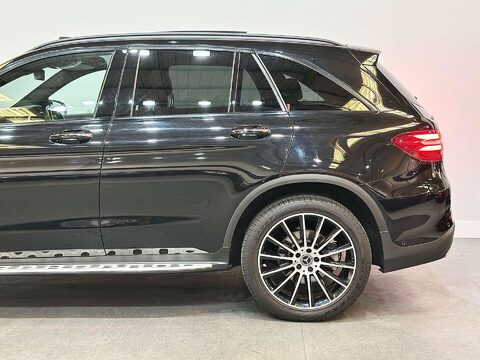 Mercedes-Benz GLC 2.0 GLC250 AMG Line (Premium Plus) SUV 5dr Petrol G-Tronic 4MATIC Euro 6 (s 20