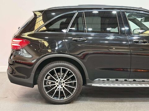 Mercedes-Benz GLC 2.0 GLC250 AMG Line (Premium Plus) SUV 5dr Petrol G-Tronic 4MATIC Euro 6 (s 16