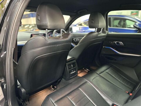 BMW 3 Series 2.0 320d M Sport Saloon 4dr Diesel Auto Euro 6 (s/s) (190 ps) 39