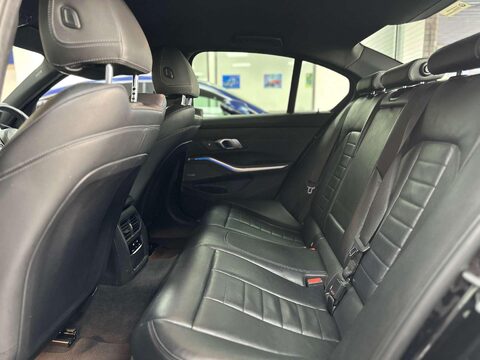 BMW 3 Series 2.0 320d M Sport Saloon 4dr Diesel Auto Euro 6 (s/s) (190 ps) 38