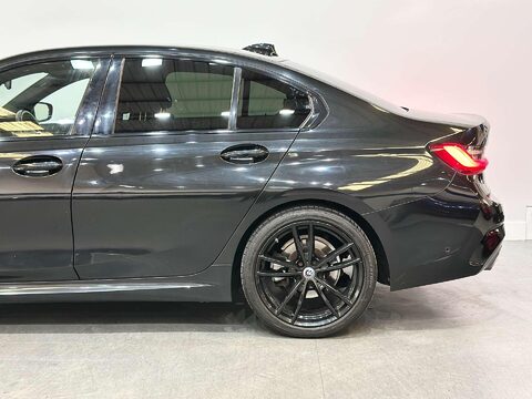 BMW 3 Series 2.0 320d M Sport Saloon 4dr Diesel Auto Euro 6 (s/s) (190 ps) 21