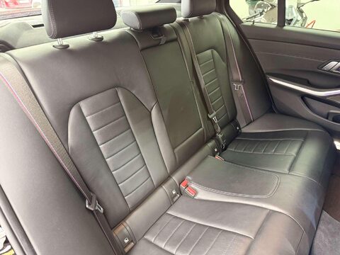 BMW 3 Series 2.0 320d M Sport Saloon 4dr Diesel Auto Euro 6 (s/s) (190 ps) 43
