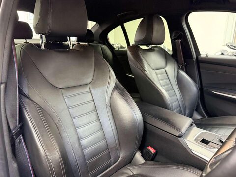 BMW 3 Series 2.0 320d M Sport Saloon 4dr Diesel Auto Euro 6 (s/s) (190 ps) 32