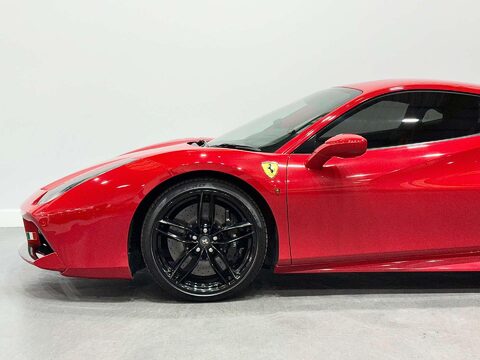 Ferrari 488 3.9T V8 GTB Coupe 2dr Petrol F1 DCT Euro 6 (s/s) (670 ps) 17