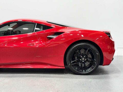 Ferrari 488 3.9T V8 GTB Coupe 2dr Petrol F1 DCT Euro 6 (s/s) (670 ps) 18