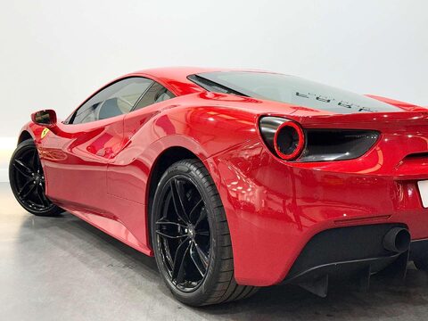 Ferrari 488 3.9T V8 GTB Coupe 2dr Petrol F1 DCT Euro 6 (s/s) (670 ps) 30