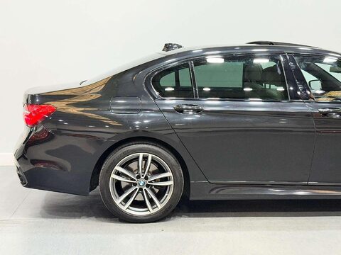 BMW 7 Series 3.0 740Ld M Sport Saloon 4dr Diesel Auto xDrive Euro 6 (s/s) (320 ps) 16