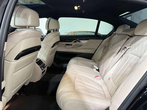 BMW 7 Series 3.0 740Ld M Sport Saloon 4dr Diesel Auto xDrive Euro 6 (s/s) (320 ps) 41