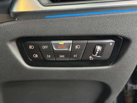 BMW 3 Series 2.0 330e 12kWh M Sport Saloon 4dr Petrol Plug-in Hybrid Auto Euro 6 (s/s) ( 52