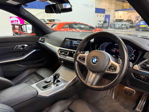 BMW 3 Series 2.0 330e 12kWh M Sport Saloon 4dr Petrol Plug-in Hybrid Auto Euro 6 (s/s) ( 44