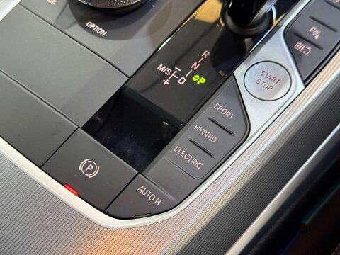 BMW 3 Series 2.0 330e 12kWh M Sport Saloon 4dr Petrol Plug-in Hybrid Auto Euro 6 (s/s) ( 50