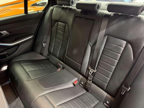 BMW 3 Series 2.0 330e 12kWh M Sport Saloon 4dr Petrol Plug-in Hybrid Auto Euro 6 (s/s) ( 38