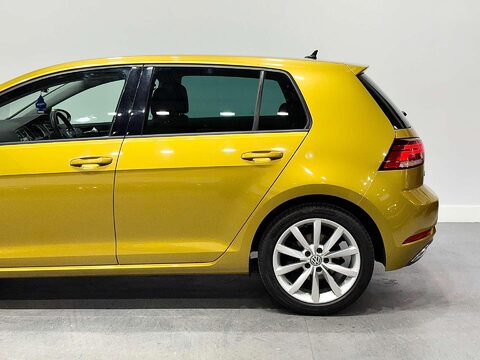Volkswagen Golf 2.0 TDI GT Hatchback 5dr Diesel DSG Euro 6 (s/s) (150 ps) 17