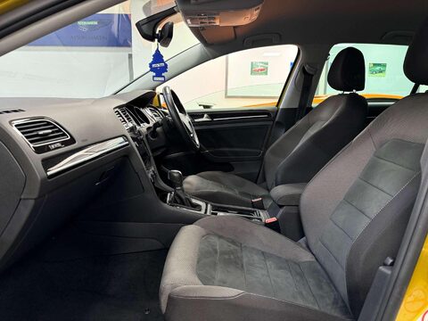 Volkswagen Golf 2.0 TDI GT Hatchback 5dr Diesel DSG Euro 6 (s/s) (150 ps) 33