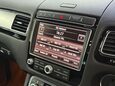 Volkswagen Touareg 3.0 TDI V6 BlueMotion Tech R-Line SUV 5dr Diesel Tiptronic 4WD Euro 6 (s/s) 51