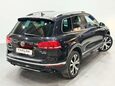Volkswagen Touareg 3.0 TDI V6 BlueMotion Tech R-Line SUV 5dr Diesel Tiptronic 4WD Euro 6 (s/s) 23