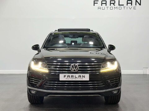 Volkswagen Touareg 3.0 TDI V6 BlueMotion Tech R-Line SUV 5dr Diesel Tiptronic 4WD Euro 6 (s/s) 10