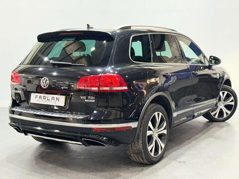 Volkswagen Touareg 3.0 TDI V6 BlueMotion Tech R-Line SUV 5dr Diesel Tiptronic 4WD Euro 6 (s/s) 22