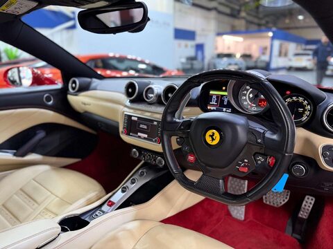 Ferrari California 3.8 V8 T Convertible 2dr Petrol F1 DCT Euro 6 (s/s) (560 ps) 41