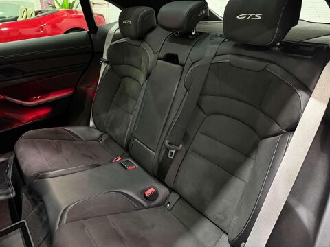 Porsche Taycan Performance Plus 93.4kWh GTS Sport Turismo 5dr Electric Auto 4WD (11kW Char 44