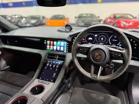 Porsche Taycan Performance Plus 93.4kWh GTS Sport Turismo 5dr Electric Auto 4WD (11kW Char 2