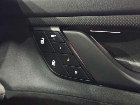 Porsche Taycan Performance Plus 93.4kWh GTS Sport Turismo 5dr Electric Auto 4WD (11kW Char 73