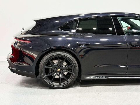Porsche Taycan Performance Plus 93.4kWh GTS Sport Turismo 5dr Electric Auto 4WD (11kW Char 16