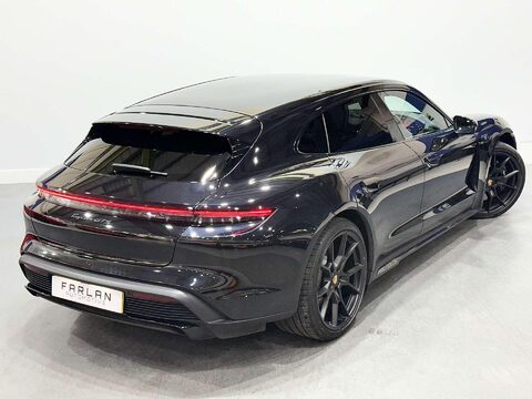 Porsche Taycan Performance Plus 93.4kWh GTS Sport Turismo 5dr Electric Auto 4WD (11kW Char 30