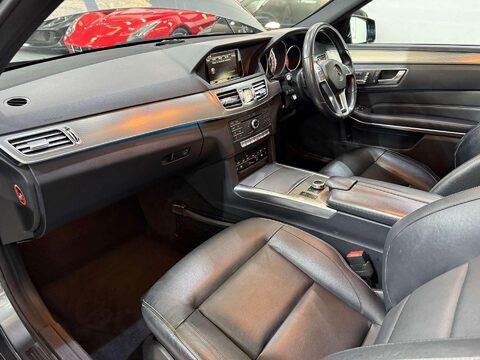 Mercedes-Benz E Class 3.0 E350 V6 BlueTEC AMG Night Edition (Premium) Estate 5dr Diesel G-Tronic+ 37