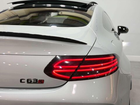 Mercedes-Benz C Class 4.0 C63 V8 BiTurbo AMG S (Premium) Coupe 2dr Petrol SpdS MCT Euro 6 (s/s) ( 34