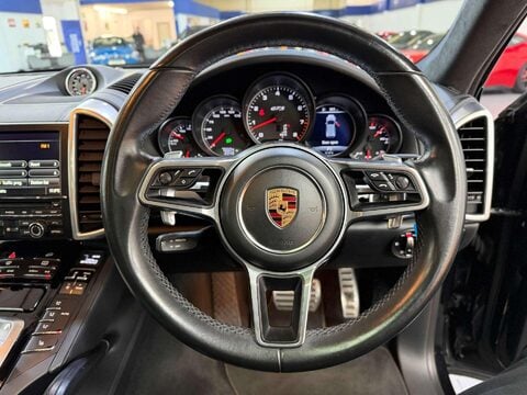 Porsche Cayenne 3.6T V6 GTS SUV 5dr Petrol TiptronicS 4WD Euro 6 (s/s) (440 ps) 35